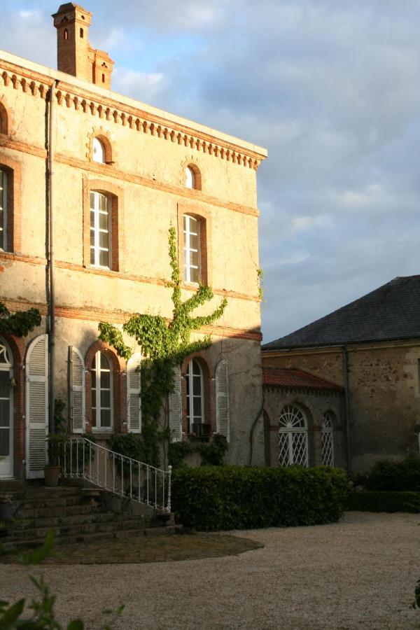 Chateau De L'Oiseliniere Bed & Breakfast Gorges  Exterior photo
